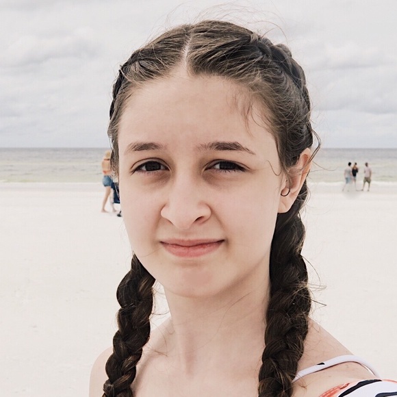 Meet your Posher, Michelly - Picture 1 of 1